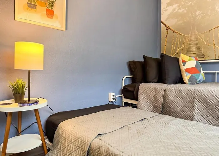 Apartment 2 Stylish With 8 Beds And Parking Wifi